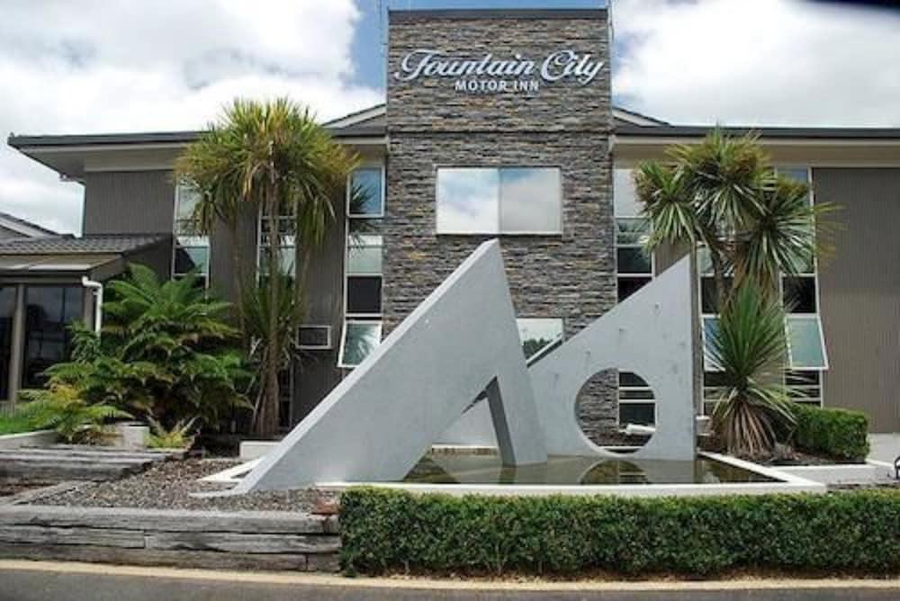 Fountain City Motor Inn Hamilton Extérieur photo